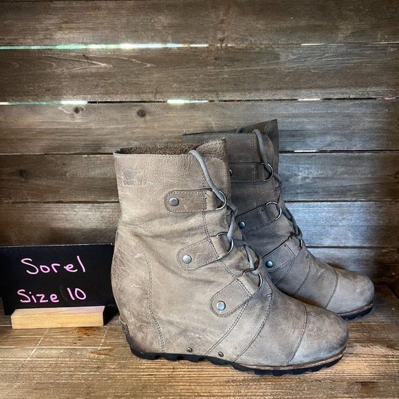 Womens Sorel Joan of Arctic Leather  Hidden Wedge Heeled Boots Size 10‎ M GUC - Picture 1 of 6